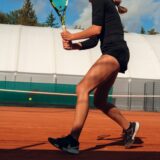 alexander lunyov 5HyzB5wiunM unsplash 160x160 - Tennis: revers à une main ou à deux mains?