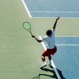 tennis serve 160x160 - Les 8 Étapes Essentielles Pour Exécuter le Service au Tennis
